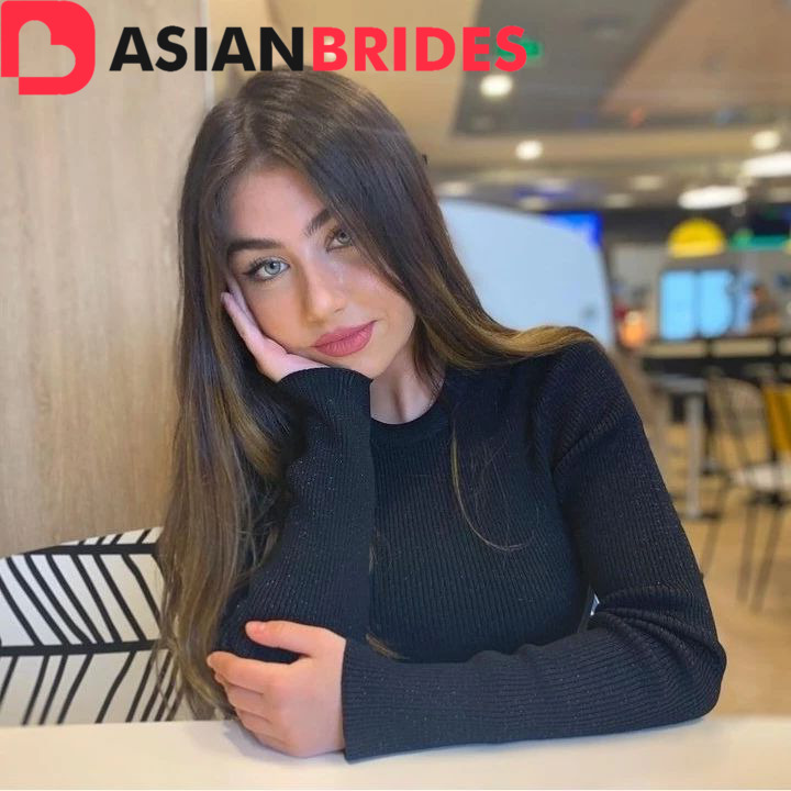 Azerbaijani-brides (1)