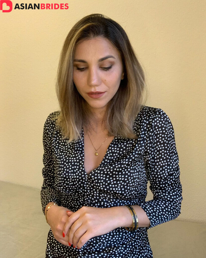 Azerbaijani-brides (4)