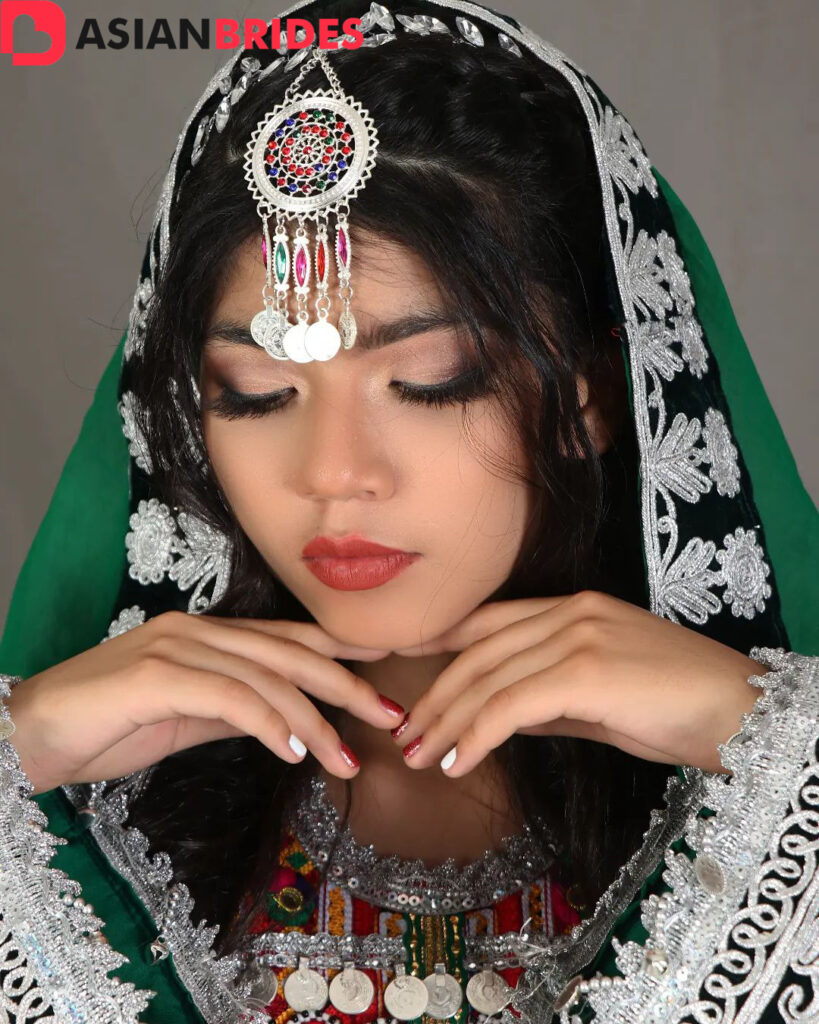 Uzbekistan-brides (5)